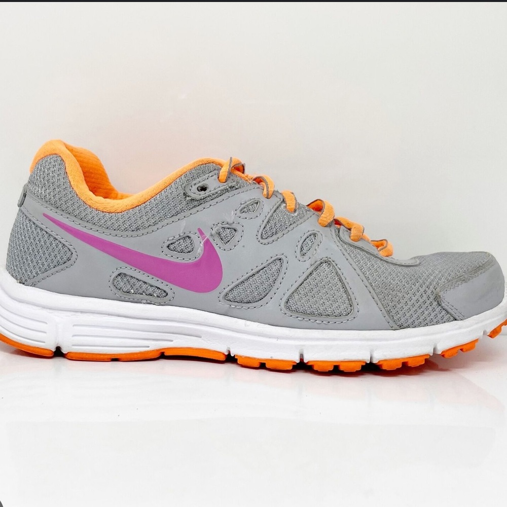 Nike Womens Revolution 2